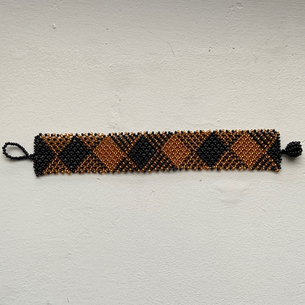 Beaded bracelet